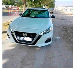 نیسان ئەلتیما